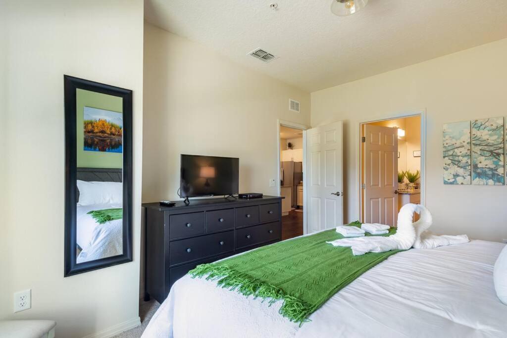 Super Comfy And Spacious 3 Bedroom 10 Minutes From Disney, With Major Shopping 4 Minutes Away Kissimmee Eksteriør bilde