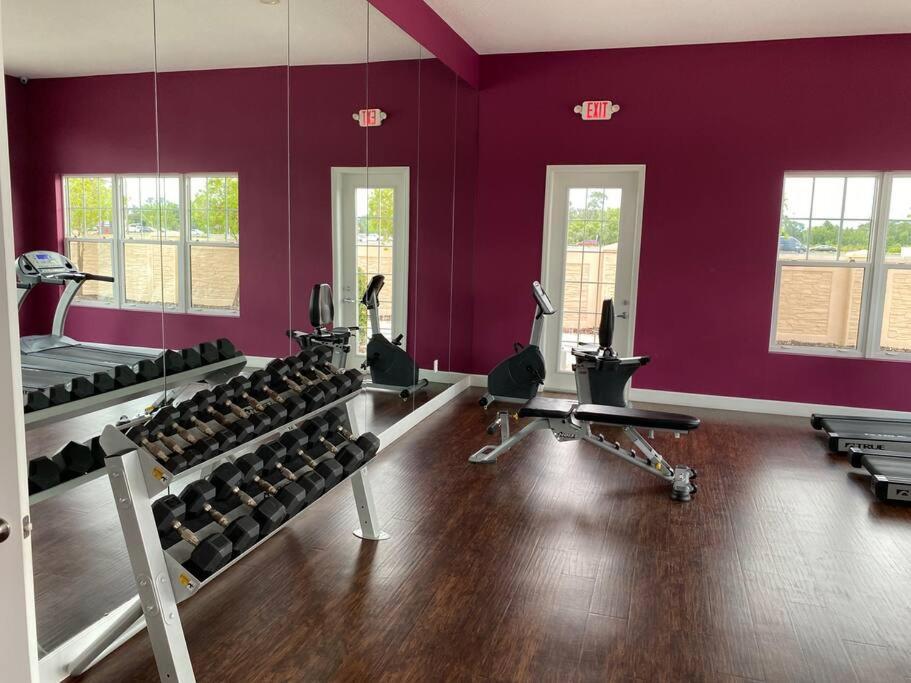 Super Comfy And Spacious 3 Bedroom 10 Minutes From Disney, With Major Shopping 4 Minutes Away Kissimmee Eksteriør bilde