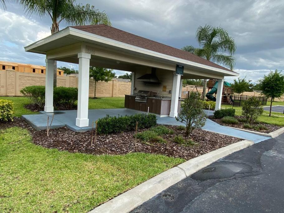 Super Comfy And Spacious 3 Bedroom 10 Minutes From Disney, With Major Shopping 4 Minutes Away Kissimmee Eksteriør bilde